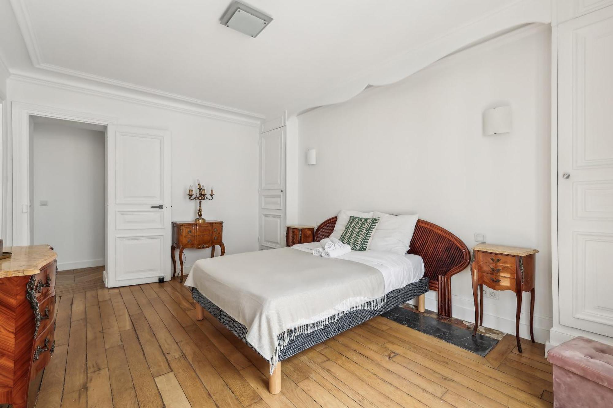 Appartamento Bnbnova - 3br - Champs Elysees - 3br Parigi